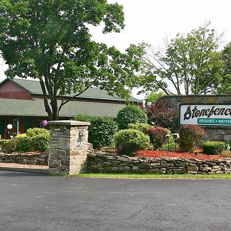 Stone Fence Resort Ogdensburg Exterior photo