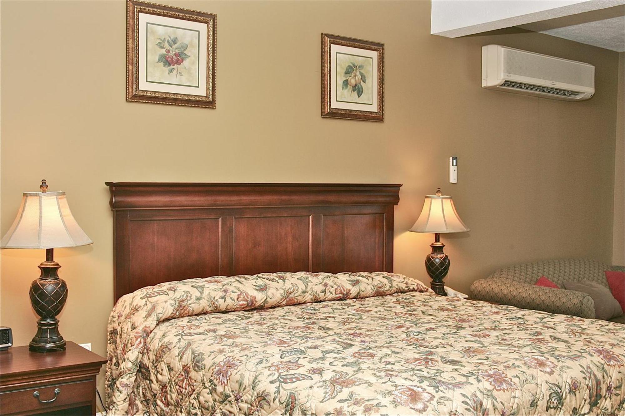 Stone Fence Resort Ogdensburg Exterior photo