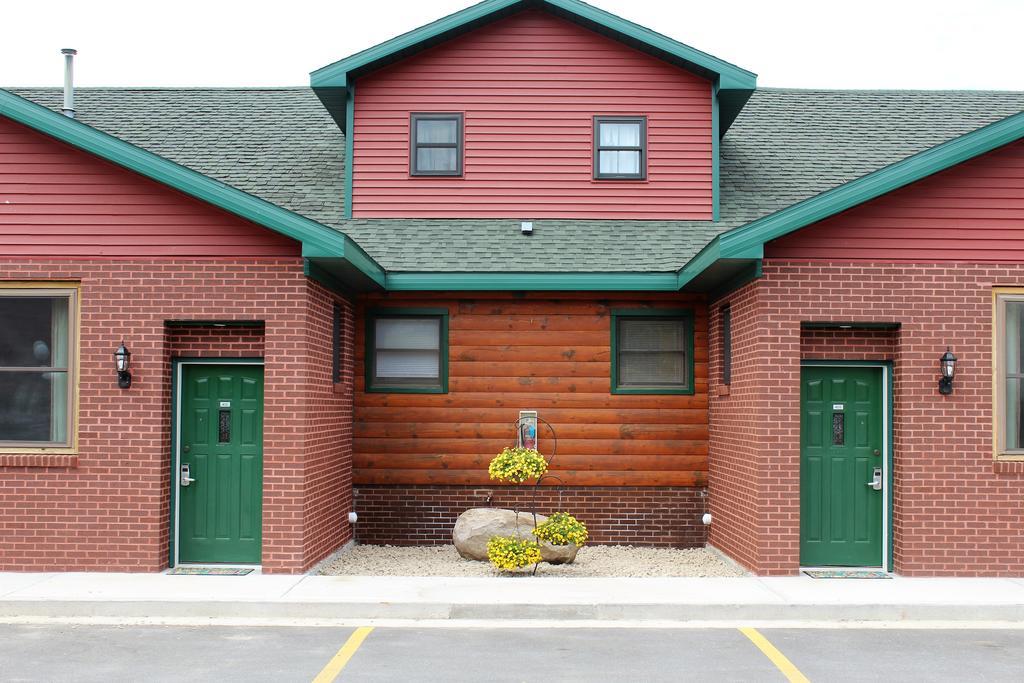 Stone Fence Resort Ogdensburg Exterior photo