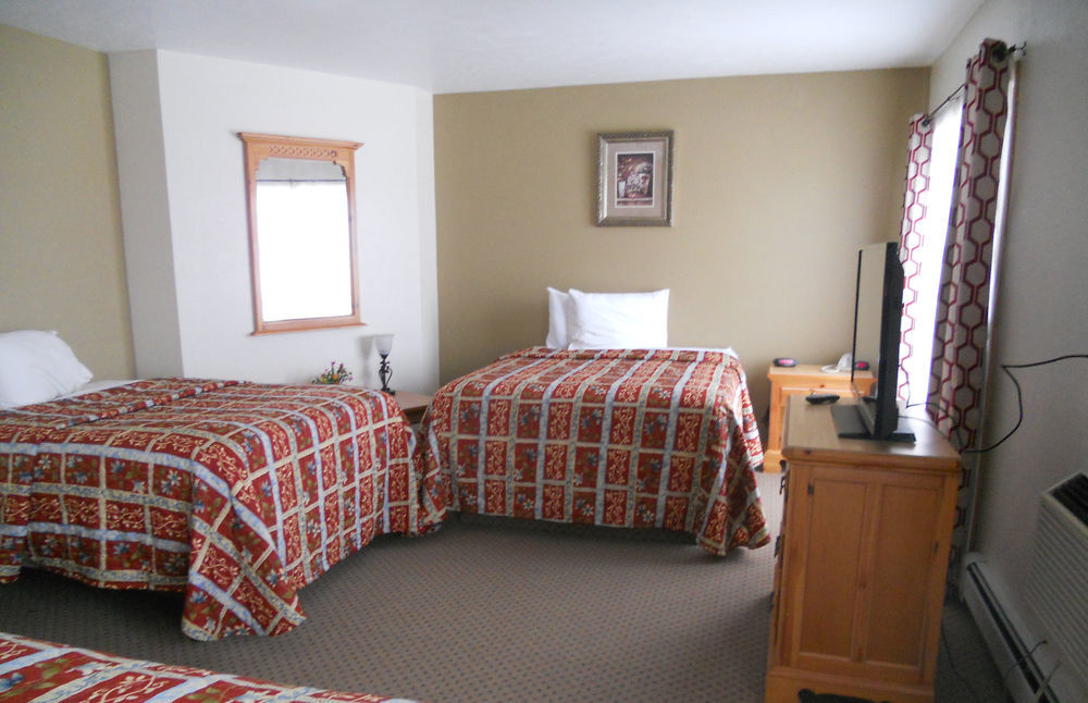 Stone Fence Resort Ogdensburg Exterior photo