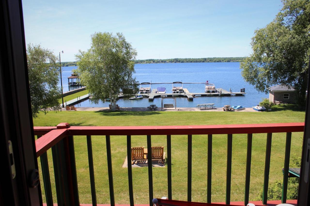 Stone Fence Resort Ogdensburg Exterior photo